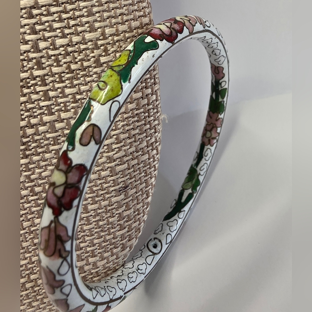 Vintage Cloisonne Bangle Bracelet Stunning Workmanship Excellent Condition